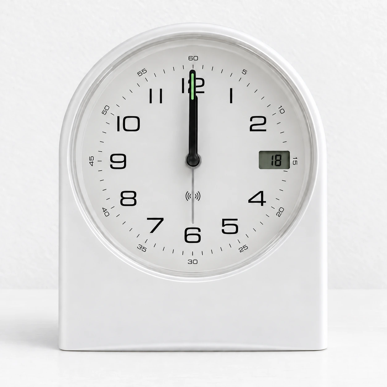 945 Table Clock