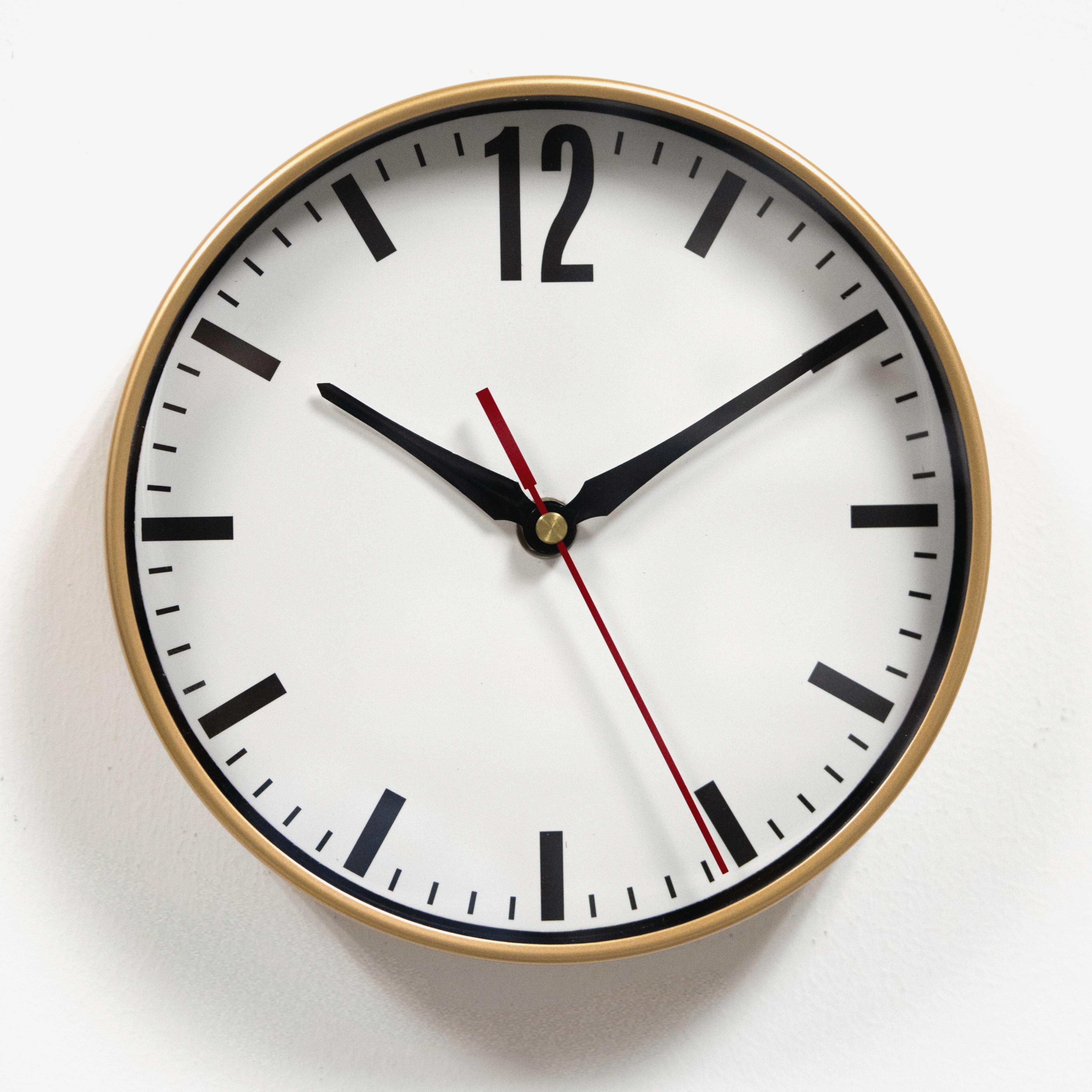 Metal Wall Clock - N50 Gold